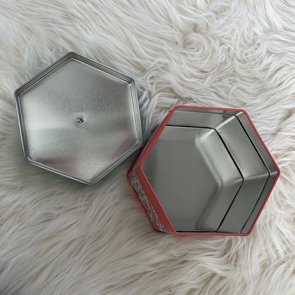 The Pioneer Woman Hexagon Tin Can - Picture 5 of 5